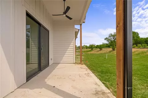 Exterior - 9595 Jupiter St, Lenexa, KS 66219 photo 5 of 7