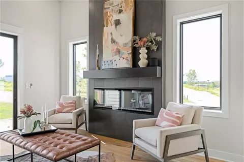 Living - 9595 Jupiter St, Lenexa, KS 66219 photo 7 of 7