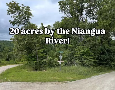 County Rd 64-152, Lebanon, MO 65536