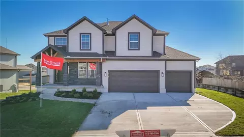 19866 W 114th Pl, Olathe, KS 66061
