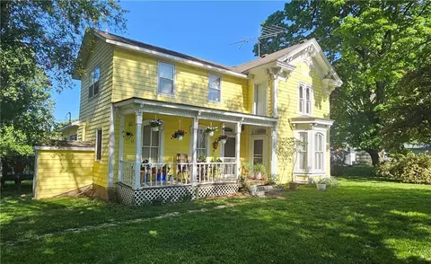 700 Broad St, Waverly, MO 64096