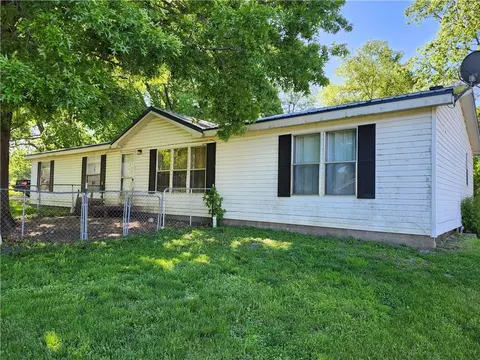 708 Prichard St # A, Princeton, MO 64673