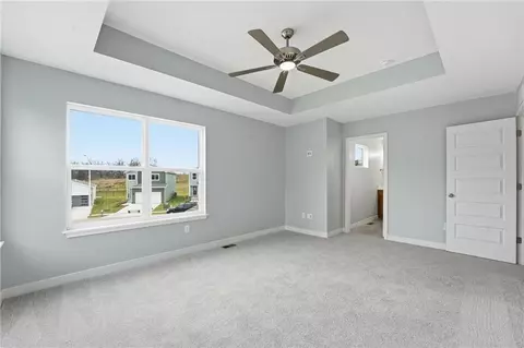Bedroom - 706 Glenn Cir, Raymore, MO 64083 photo 4 of 10