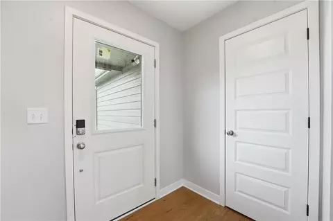 Entry Way - 706 Glenn Cir, Raymore, MO 64083 photo 1 of 3