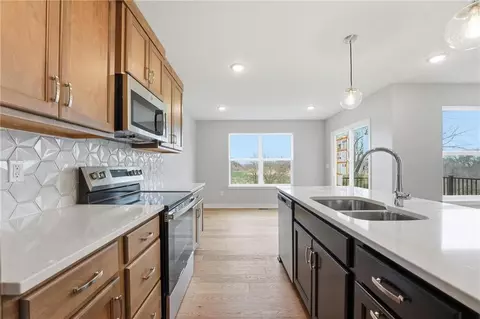 Kitchen - 706 Glenn Cir, Raymore, MO 64083 photo 1 of 3