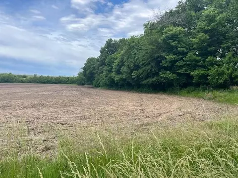 0002 Crescent Hill Rd, Paola, KS 66071