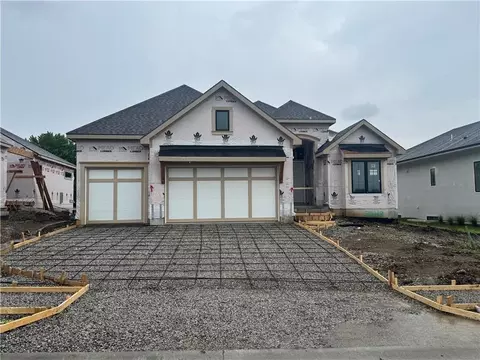 3248 W 133rd Ter, Leawood, KS 66209