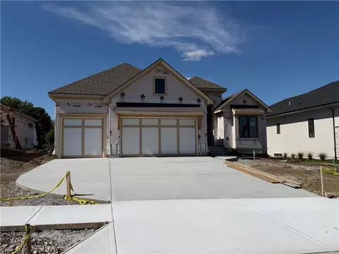 3248 W 133rd Ter, Leawood, KS 66209