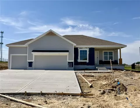 15595 N Sheridan Ct, Basehor, KS 66007