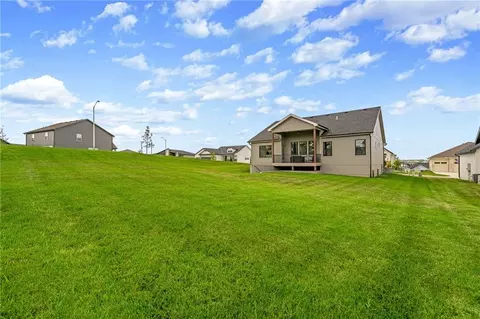 Exterior - 1401 Kintyre Ct, Raymore, MO 64083 photo 15 of 17
