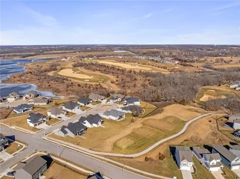 View/Area - 1401 Kintyre Ct, Raymore, MO 64083 photo 7 of 9