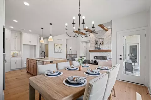 Dining - 1401 Kintyre Ct, Raymore, MO 64083 photo 1 of 5