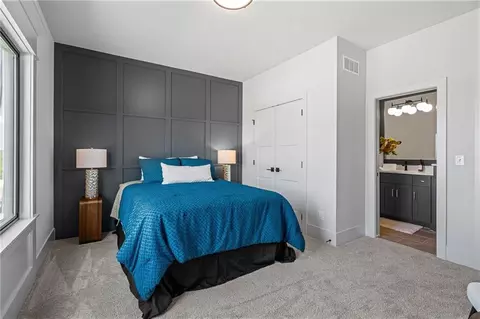 Bedroom - 1401 Kintyre Ct, Raymore, MO 64083 photo 5 of 9