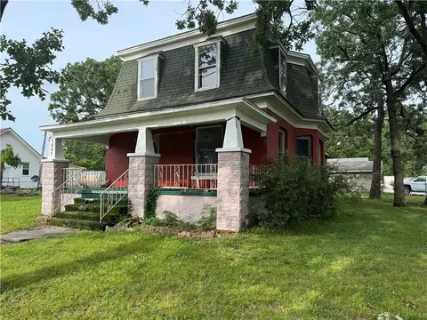 1821 S Main St, Galena, KS 66739