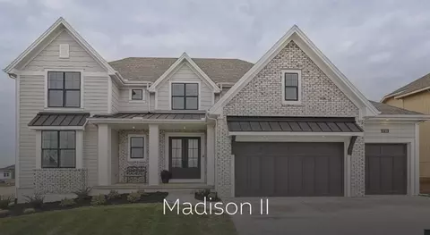 4411 W 136th Ter, Leawood, KS 66224
