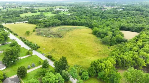 9312 Cyclone School Rd, Lees Summit, MO 64064