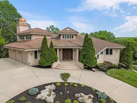 19403 W 64th Ter, Shawnee, KS 66218