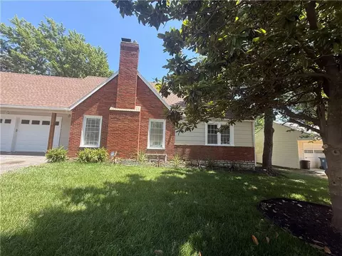 6941 Nall Ave, Prairie Village, KS 66208