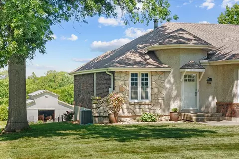 3602 S Sweeney Rd, Grain Valley, MO 64029