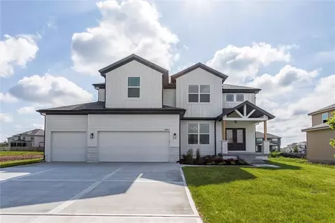 16941 S Brentwood St, Olathe, KS 66062