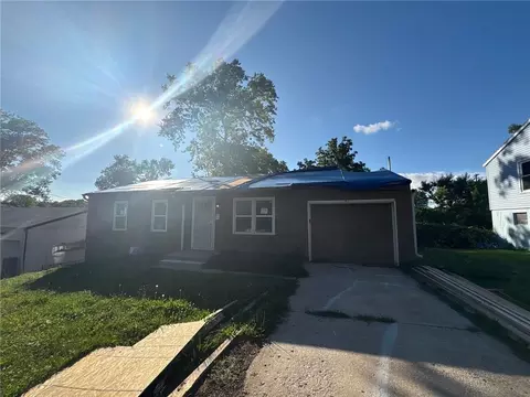 Exterior - 6310 E 153rd St, Grandview, MO 64030 photo 2 of 4