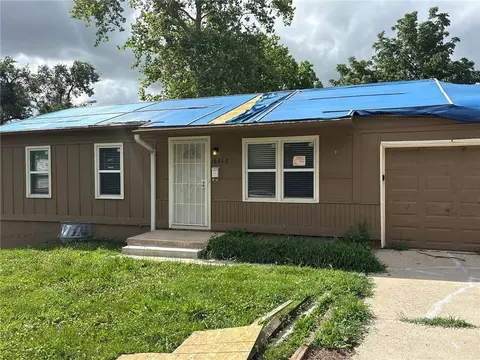 Exterior - 6310 E 153rd St, Grandview, MO 64030 photo 3 of 4