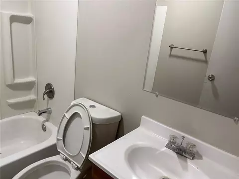 Bath - 6310 E 153rd St, Grandview, MO 64030 photo 2 of 2