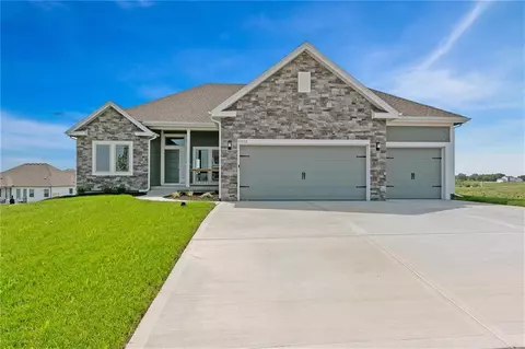 9014 N Monroe Ave, Kansas City, MO 64156