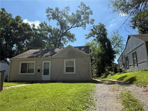 2917 S 51st Ter, Kansas City, KS 66106