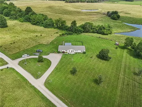 507 NW 165 Rd, Centerview, MO 64019