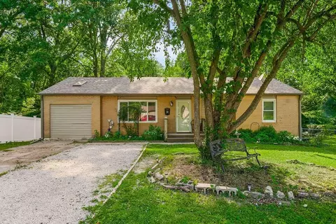 3340 S Crisp Ave, Independence, MO 64052 photo 4