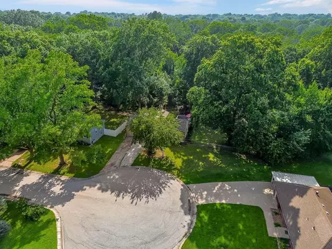 3340 S Crisp Ave, Independence, MO 64052 photo 2