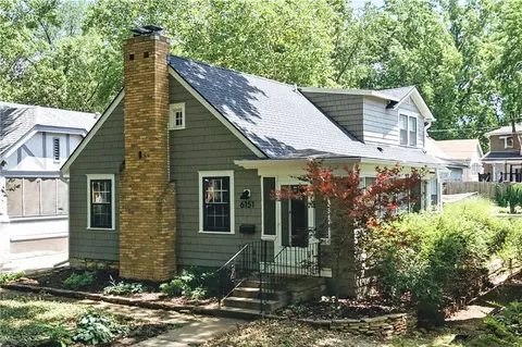 6151 Cherry St, Kansas City, MO 64110