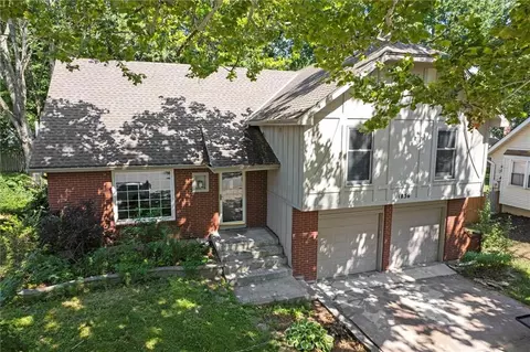 Exterior - 1836 E 153rd Cir, Olathe, KS 66062 photo 7 of 9