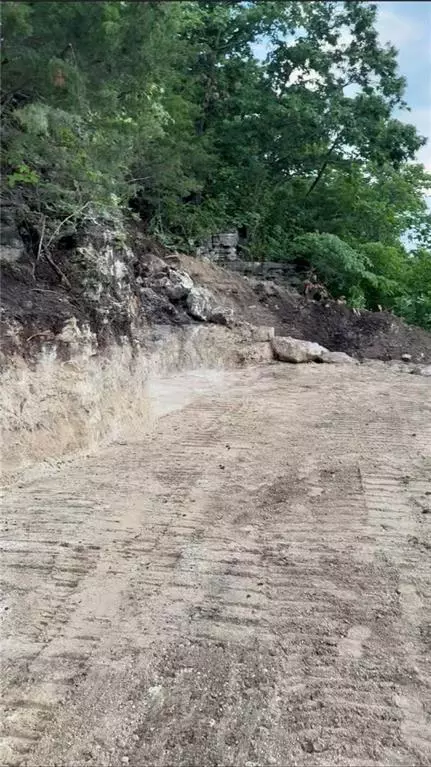 Daybreak Lane, Edwards, MO 65326 photo 25