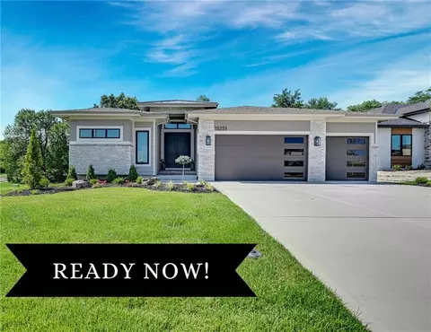 15253 W 162nd St, Olathe, KS 66062