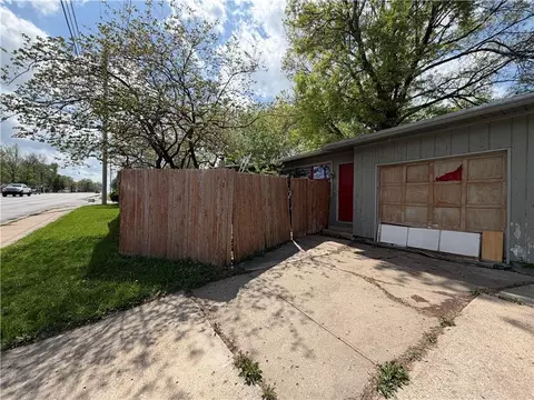 Other - 11120 E 36th St, Independence, MO 64052 photo 2 of 4