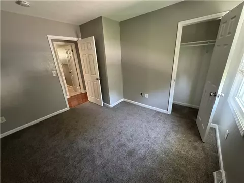 Bedroom - 6206 E 140th Ter, Grandview, MO 64030 photo 5 of 8