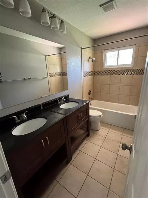 Bath - 6206 E 140th Ter, Grandview, MO 64030 photo 1 of 2