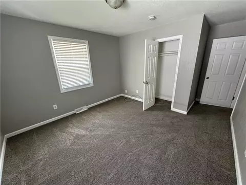 Bedroom - 6206 E 140th Ter, Grandview, MO 64030 photo 3 of 8