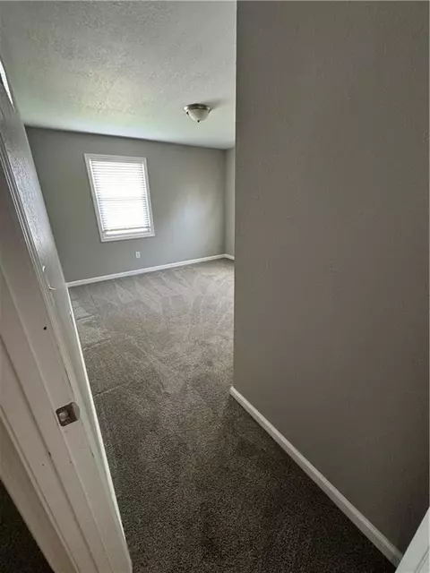 Entry Way - 6206 E 140th Ter, Grandview, MO 64030 photo 3 of 6