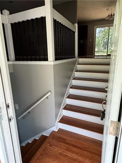 Entry Way - 6206 E 140th Ter, Grandview, MO 64030 photo 1 of 6
