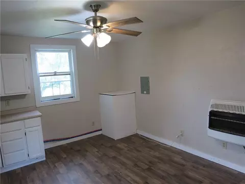 Living - 281 Maple St, Kidder, MO 64649 photo 5 of 6