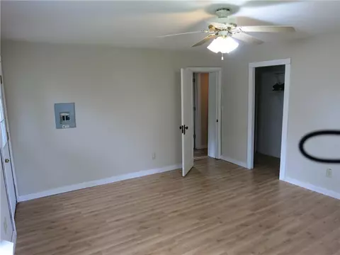 Bedroom - 281 Maple St, Kidder, MO 64649 photo 4 of 5