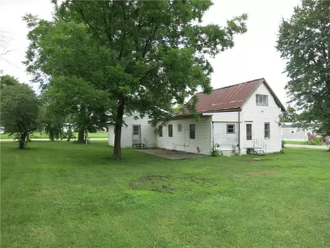 Exterior - 281 Maple St, Kidder, MO 64649 photo 8 of 8