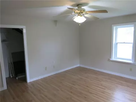 Bedroom - 281 Maple St, Kidder, MO 64649 photo 3 of 5