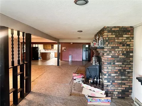 Living - 25998 Hemlock Rd, Bevier, MO 63532 photo 3 of 3