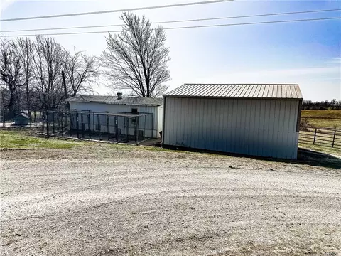 Exterior - 25998 Hemlock Rd, Bevier, MO 63532 photo 3 of 9