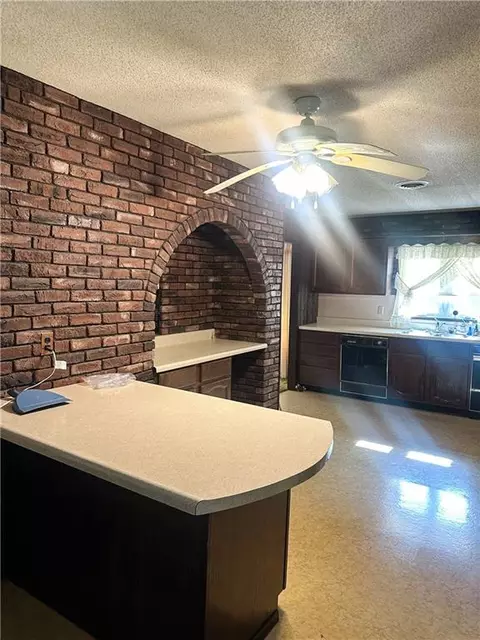 Kitchen - 25998 Hemlock Rd, Bevier, MO 63532 photo 2 of 3