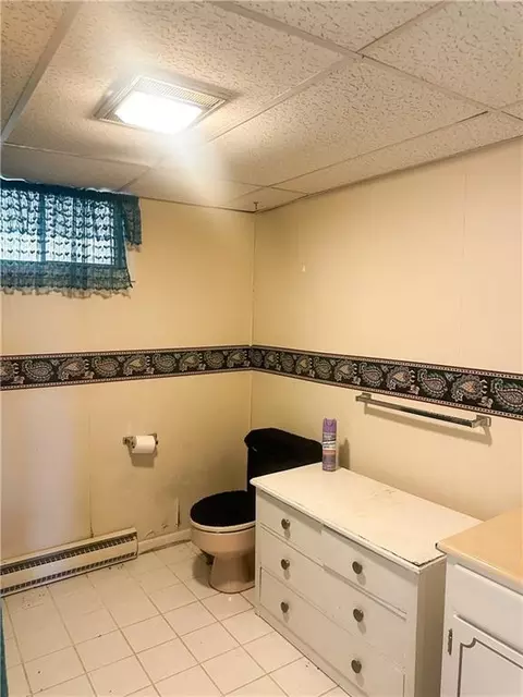 Bath - 25998 Hemlock Rd, Bevier, MO 63532 photo 1 of 1
